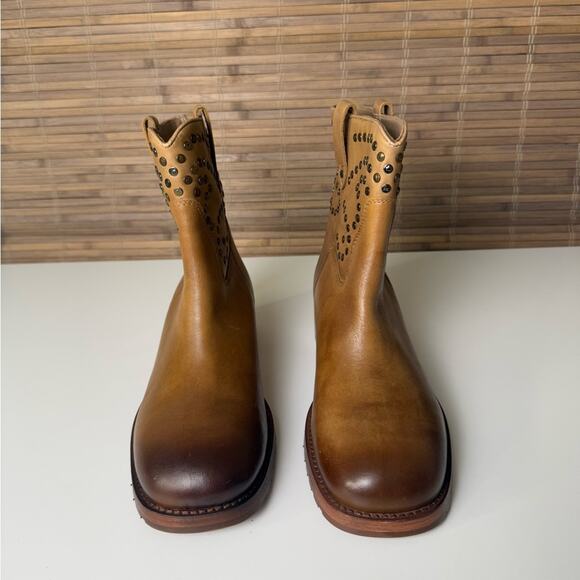 Free People Harmony Studded Ankle Boots in Biscuit 8.5 - Picture 2 of 11